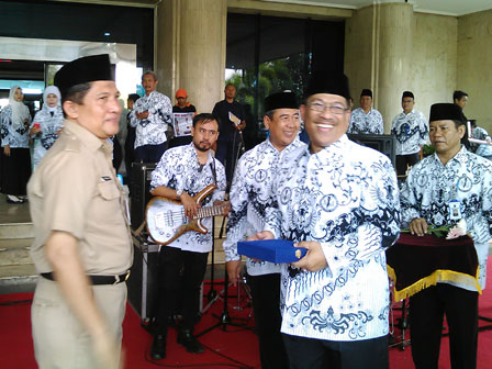 Pencarian PGRI Labuhan Batu - Persatuan Guru Republik Indonesia Cabang Labuhan Batu